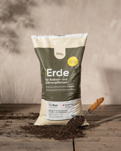 Erde für Balkon- & Gartenpflanzen